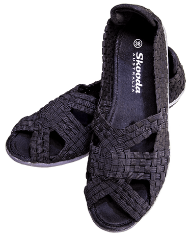 Black Sandal, Skooda,